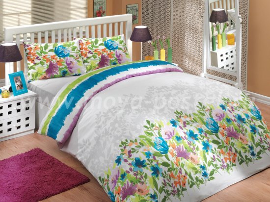 Двуспальное постельное белье «LILIAN» голубого цвета с живописными цветочками, ранфорс в интернет-магазине Моя постель