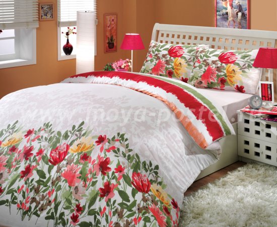 Двуспальное постельное белье «LILIAN» красного цвета с живописными цветочками, ранфорс в интернет-магазине Моя постель