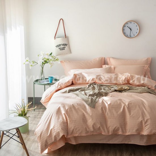 Двуспальное персиковое постельное белье с простыней на резинке из страйп-сатина CFR007 (180*200*30) в интернет-магазине Моя постель