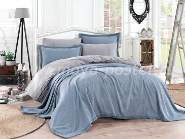 Полутороспальное постельное белье с покрывалом «NATURAL», поплин, голубого цвета в интернет-магазине Моя постель